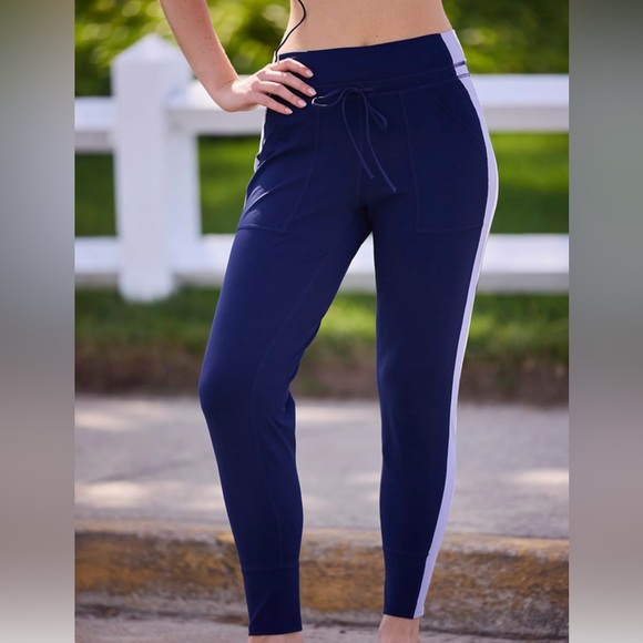 Free People Movement NEVER BETTER COLORBLOCK SLIM JOGGER MIDNIGHT NAVYsize small - Picture 1 of 5